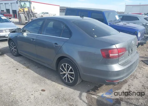 2017 Volkswagen Jetta 1.4T Se z USA, uszkodzony, nr VIN 3VWDB7AJ3HM331673